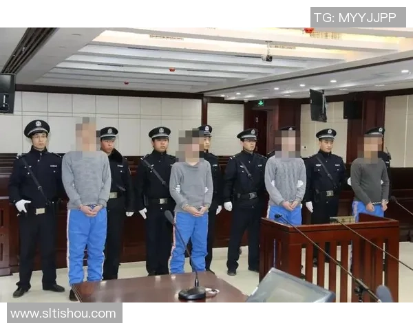 足球明星遭遇仙人跳敲诈事件引发社会关注与舆论热议